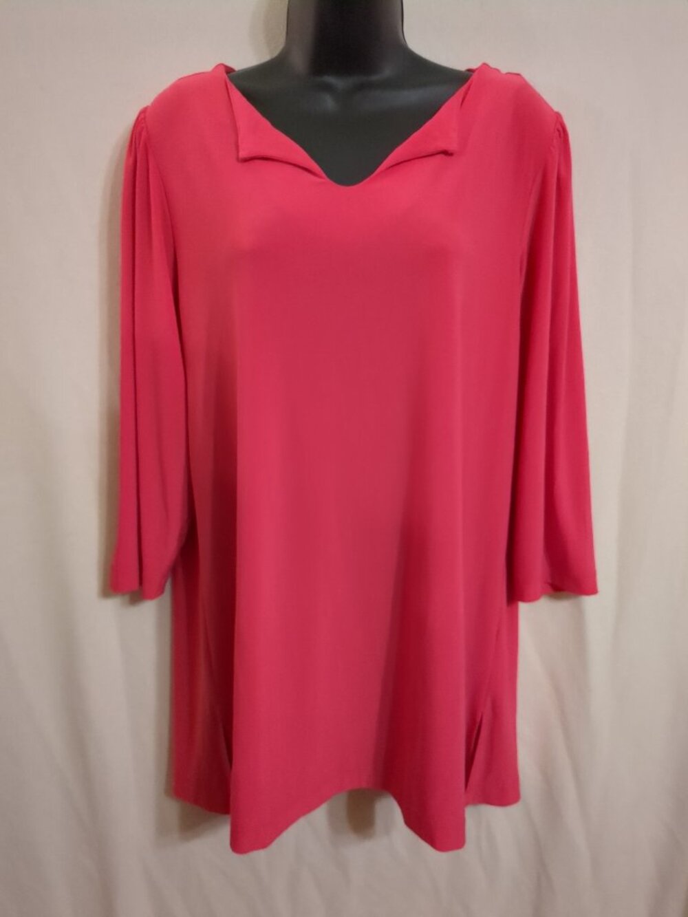 L ๐บ Hot Pink Mid Length Pullover Tunic Top